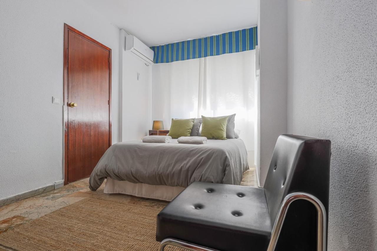 Puerta De Carmona Apartman Sevilla Kültér fotó