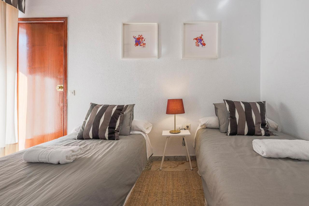 Puerta De Carmona Apartman Sevilla Kültér fotó